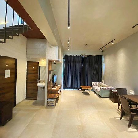 Cozy Stays - Tranquil Times Lonavala Buitenkant foto