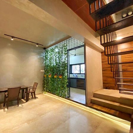 Cozy Stays - Tranquil Times Lonavala Buitenkant foto