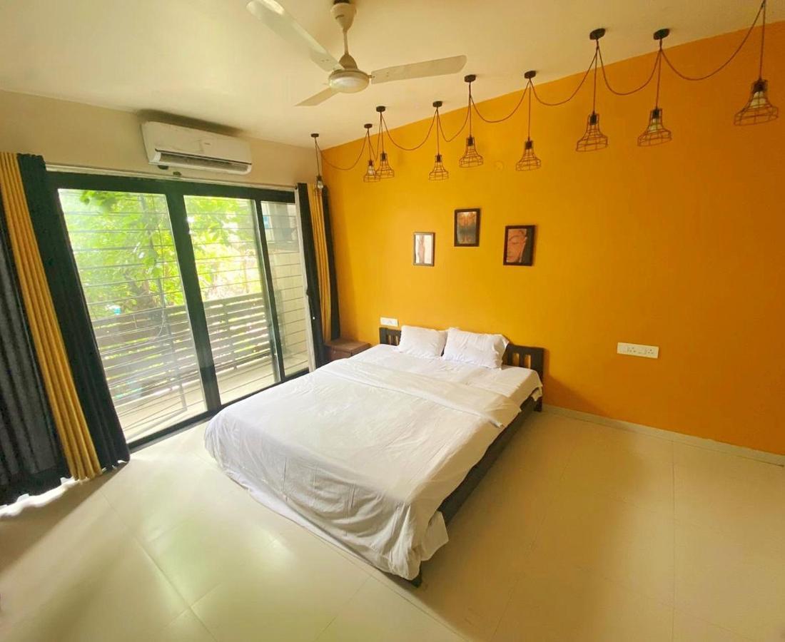 Cozy Stays - Tranquil Times Lonavala Buitenkant foto