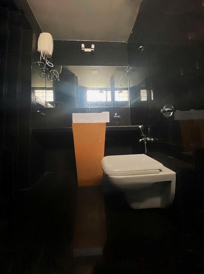 Cozy Stays - Tranquil Times Lonavala Buitenkant foto