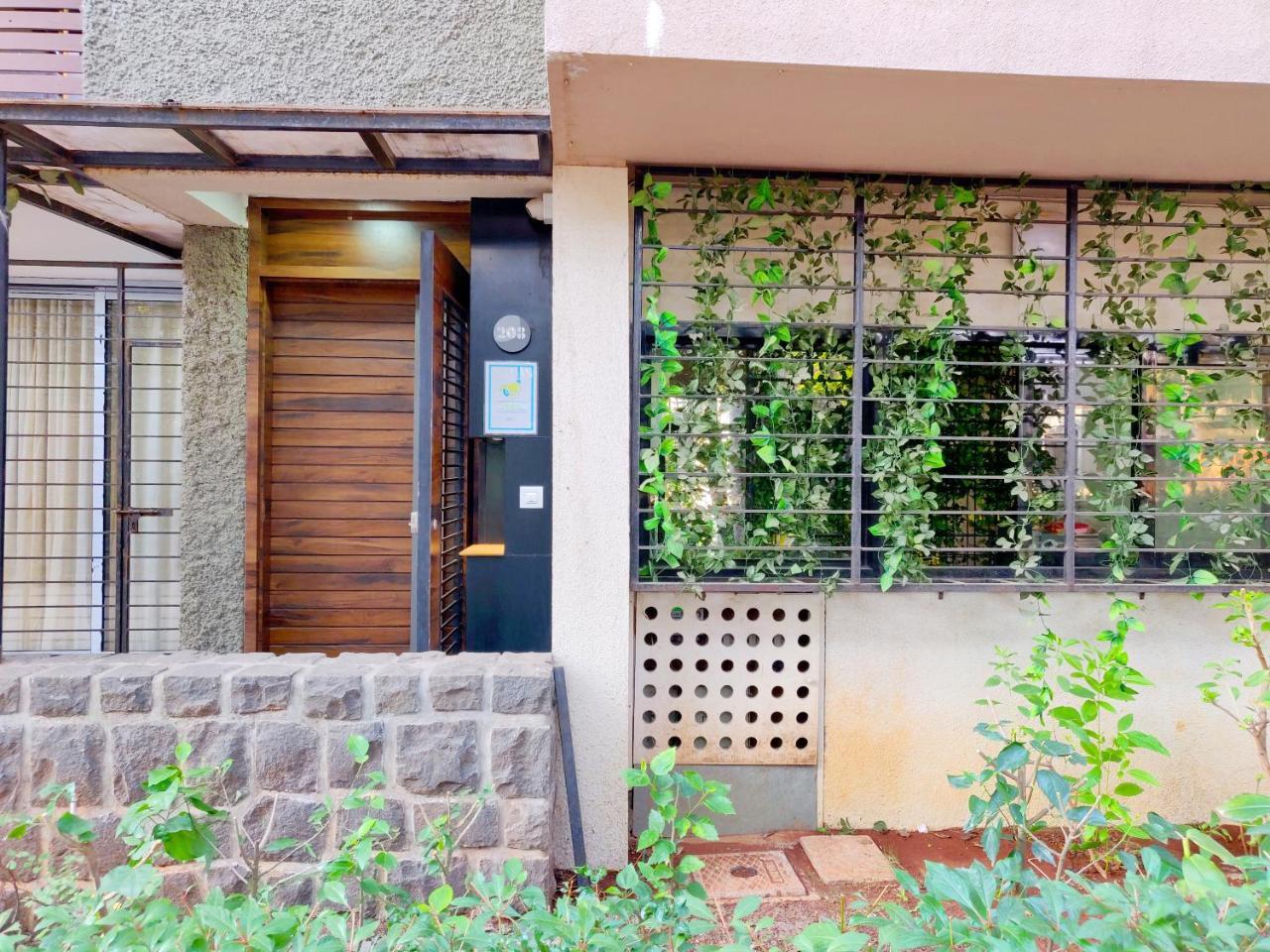 Cozy Stays - Tranquil Times Lonavala Buitenkant foto
